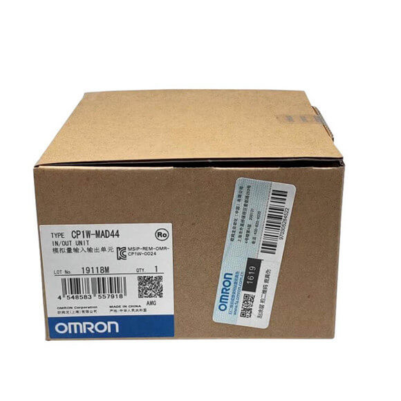 CP1W-MAD44 analoge I/O Eenheid, 4 Kanaalinput, 4 Kanaaloutput, 0,17 A bij 24 V
