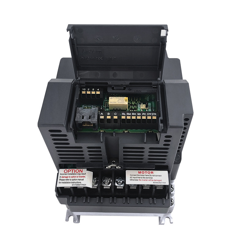 Omschakelaar In drie stadia van Fr-cs84-160-60 Fr-CS80 REEKSEN7.5kw de Kleine Hoge Prestaties