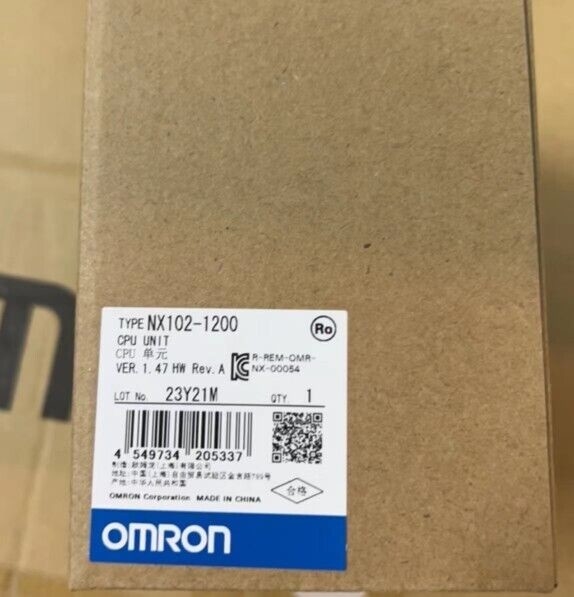 NX102-1200 Omron industriële programmeerbare logische controller gloednieuw en origineel
