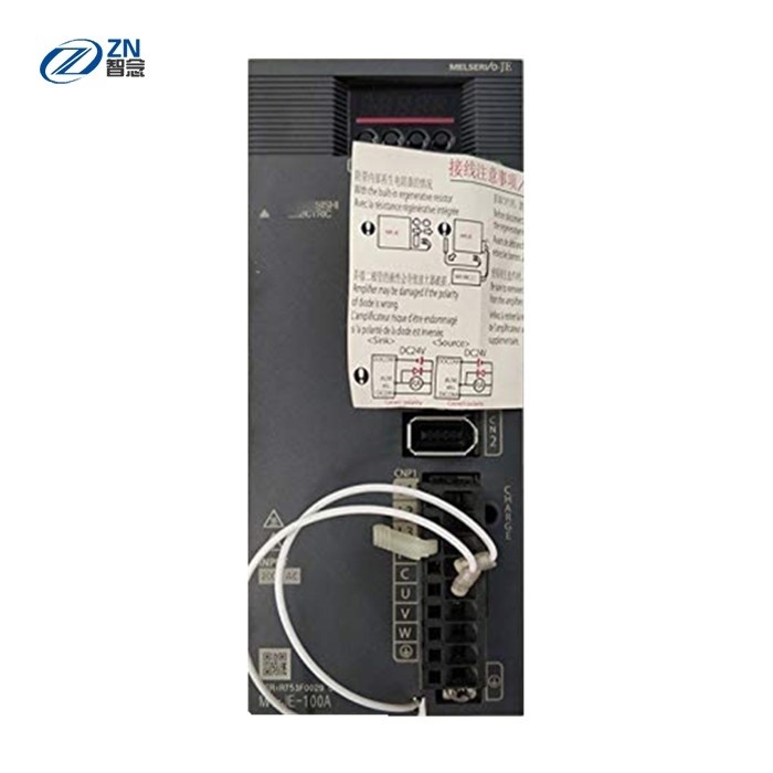 Originele PLC MITSUBISHI Servoaandrijving 3 Fase M.-je-100A 200 - 240V AC