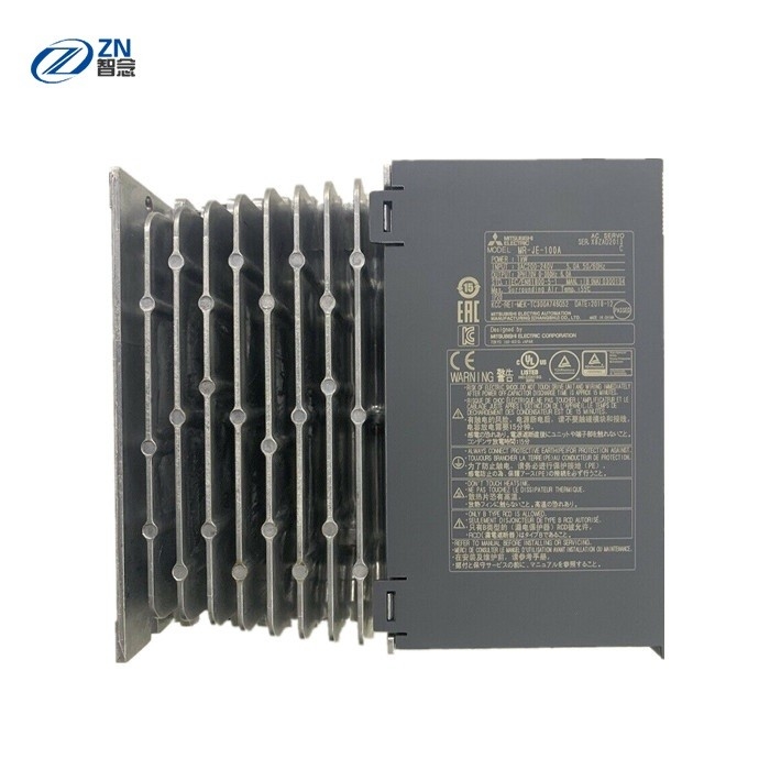 Originele PLC MITSUBISHI Servoaandrijving 3 Fase M.-je-100A 200 - 240V AC