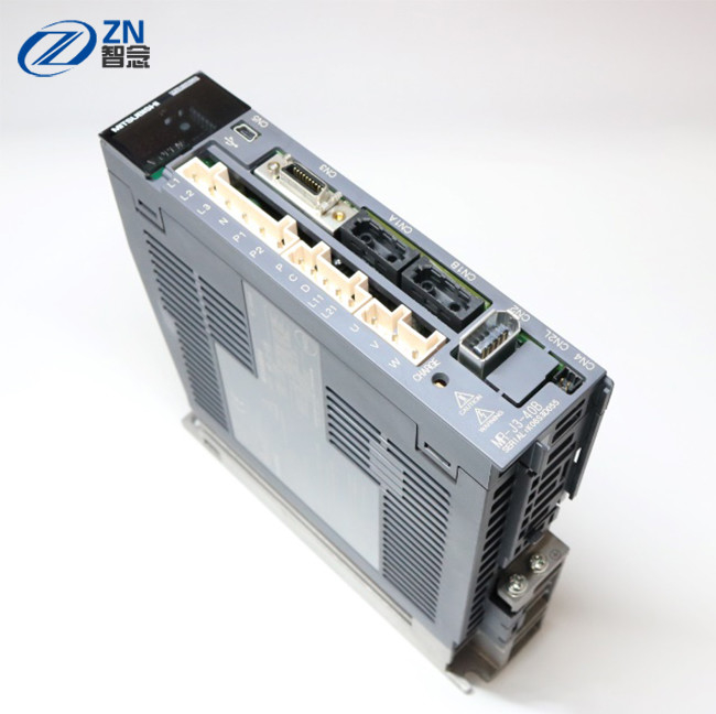 AC 3 de Bestuurder de Reeks M.-j3-40B van de Fase Servomotor van 0,4 kW Mitsubishi MELSERVO J3