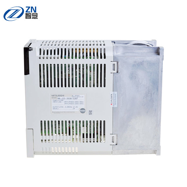 400W AC Mitsubishi het Servoaandrijving Zelf koelen M.-j2s-40B 3 fase 200 - 230V AC