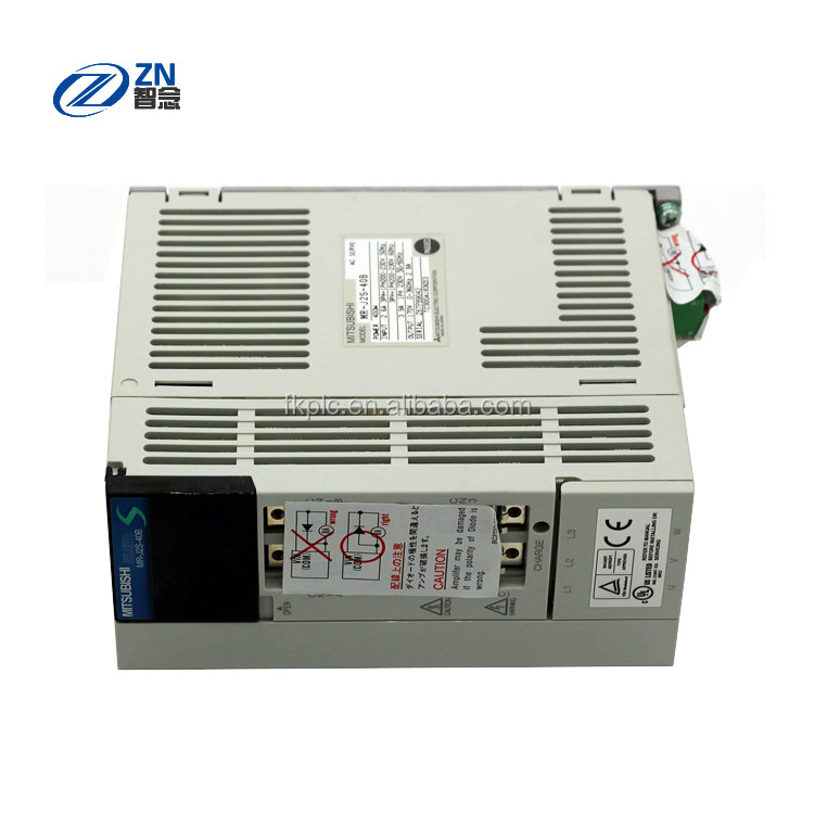 400W AC Mitsubishi het Servoaandrijving Zelf koelen M.-j2s-40B 3 fase 200 - 230V AC